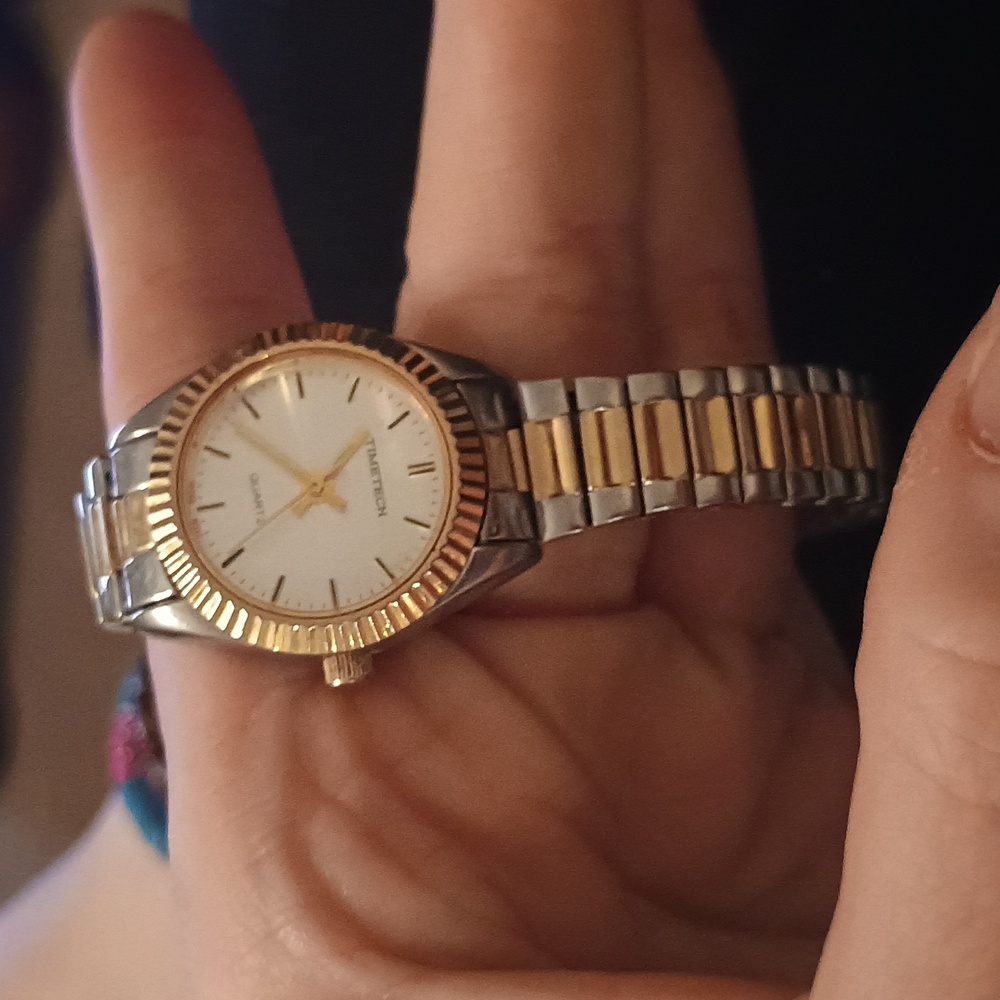 Time check vintage ladies watch
